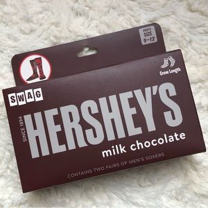 HERSHEY’S Box Men’s Socks 2 Pairs Crew Length.